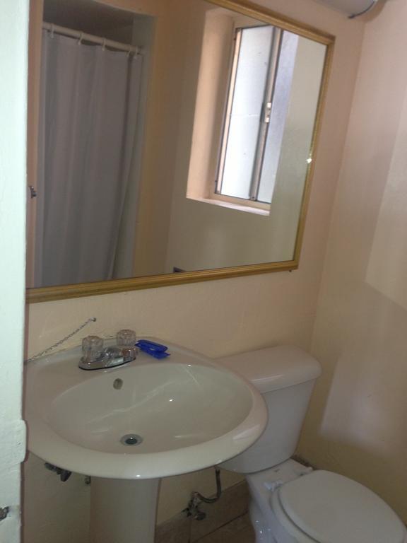 Americas Best Value Inn - Downtown Oakland/Lake Merritt Phòng bức ảnh