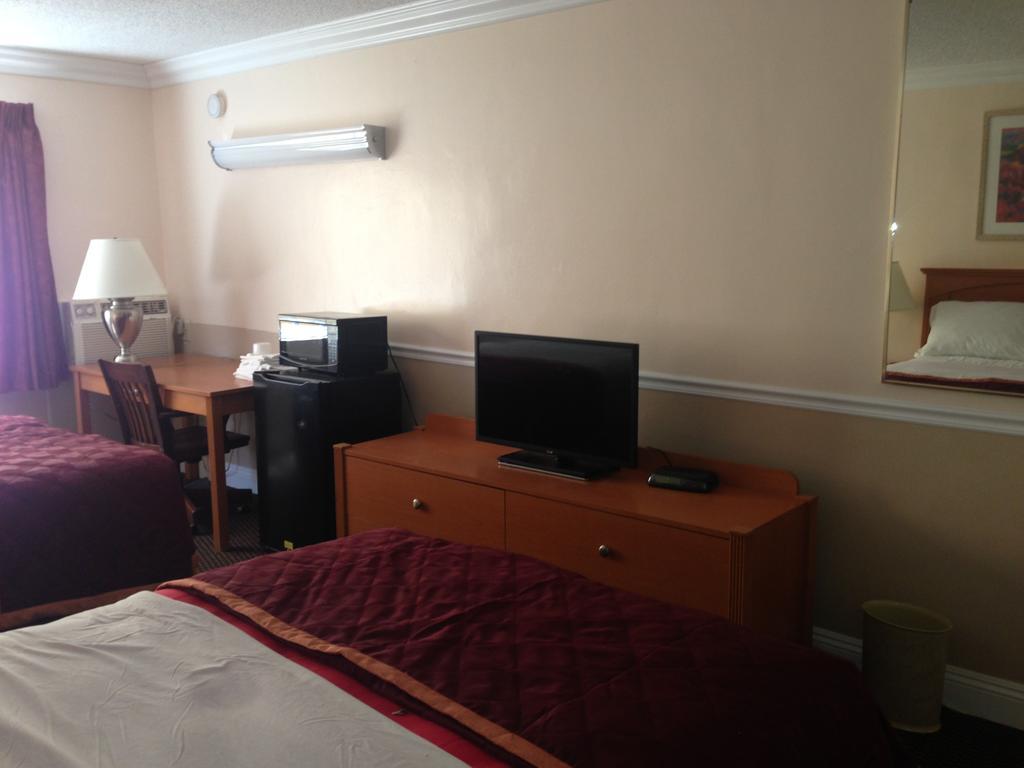 Americas Best Value Inn - Downtown Oakland/Lake Merritt Phòng bức ảnh